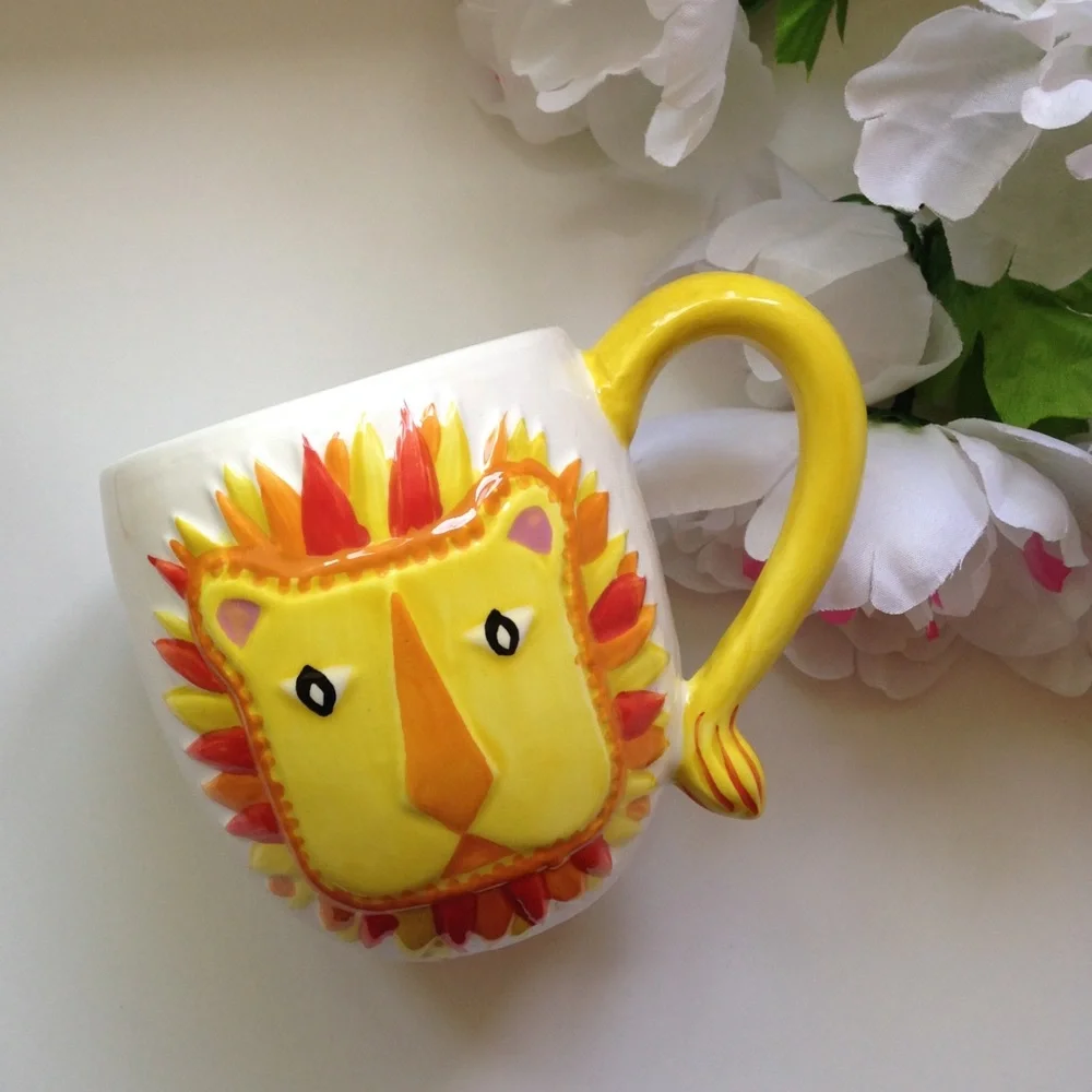 Gibson Home Ceramic Lion Mug - Picture 1 of 8